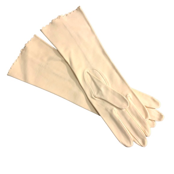 NWOT VTG German Louis Fischi Suede Scallop Edge Accent Evening Wedding Gloves - Picture 2 of 7